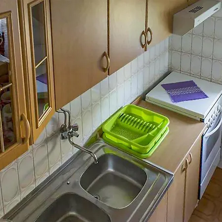 Apartman 4 Bedroom Stunning In